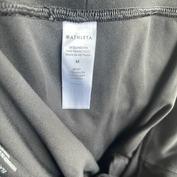 Athleta Elation 7/8 Tight and Athleta Top - Picture 11 of 11